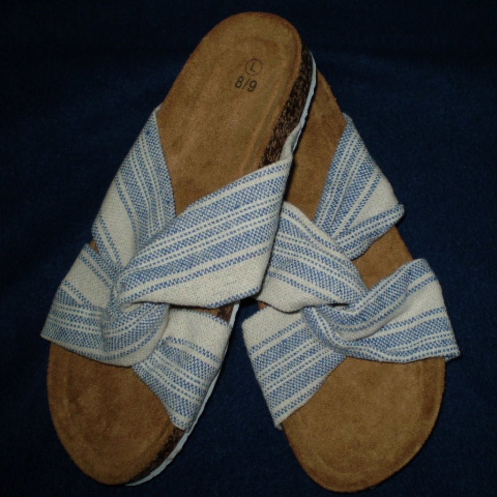 SIZE: LG. (8/9)~PAYTON STYLE SLIP ON SANDAL~NWOT'S